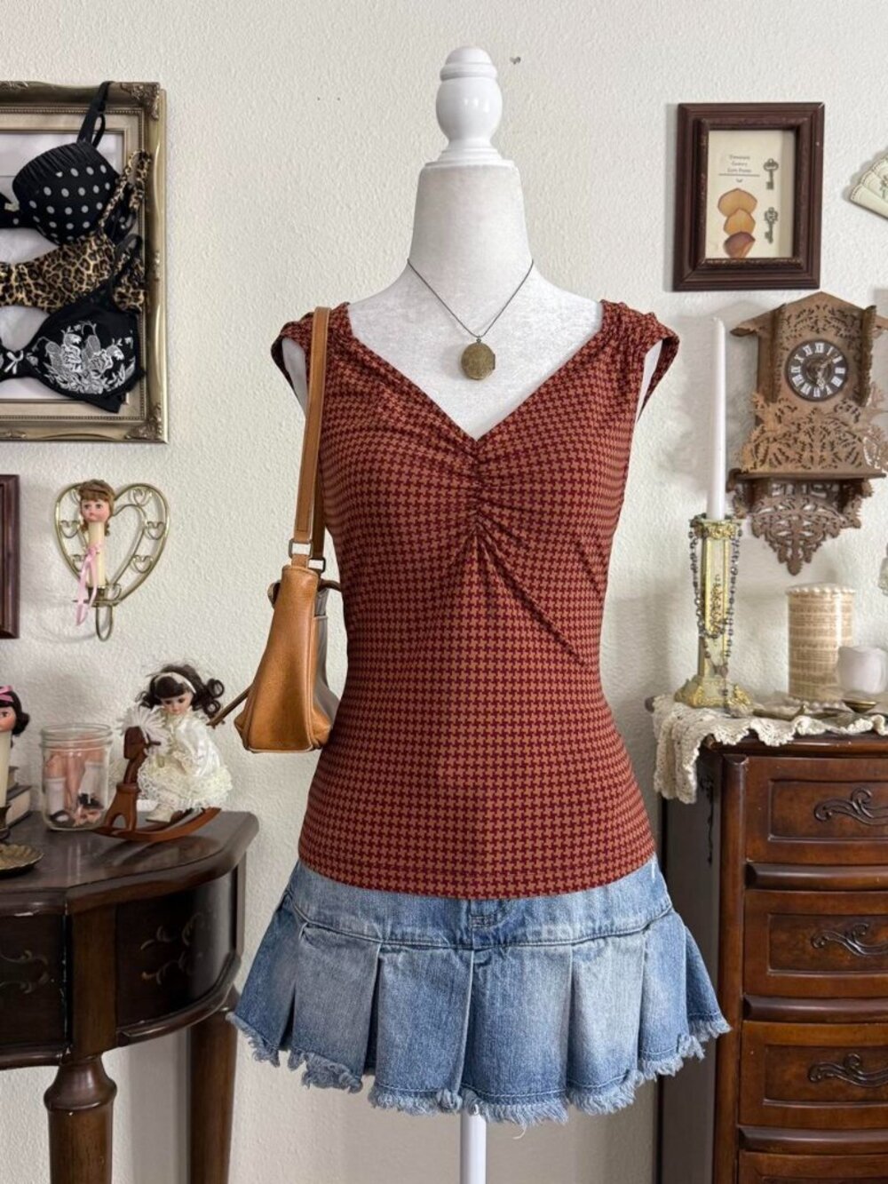 Y2k quirky twee preppy burgundy and tan brown houndstooth print blouse